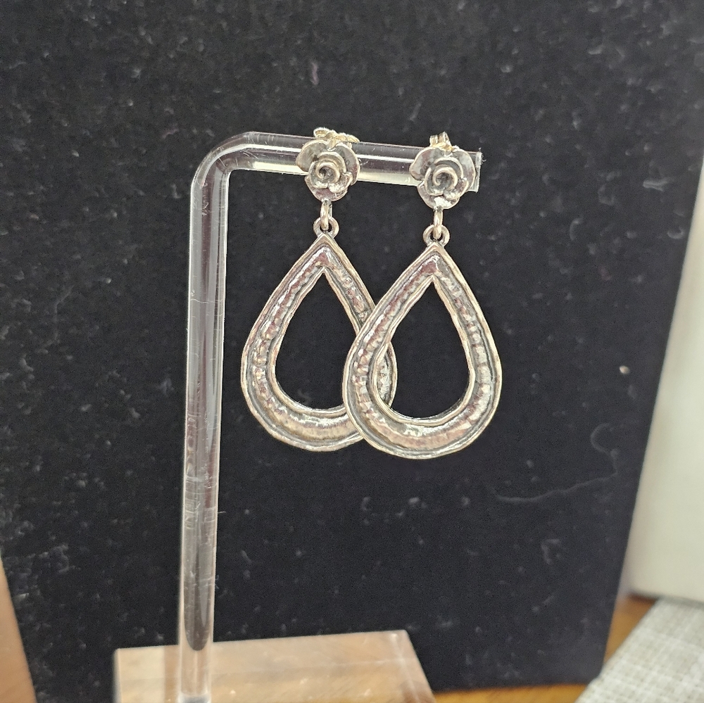 Or Paz PZ ISRAEL 925 Oxidized Hammered Silver Rose Flower Teardrop Post Earrings - Picture 6 of 9